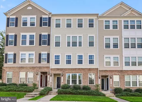 14721 Mason Creek Cir, Woodbridge, VA 22191