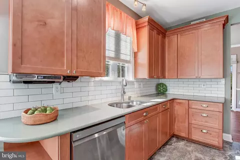 6940 Cumberstone Pl, Gainesville, VA 20155 photo 7