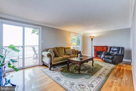 16135 Alexander Pl, Dumfries, VA 22025 photo 12