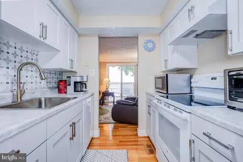16135 Alexander Pl, Dumfries, VA 22025 photo 6