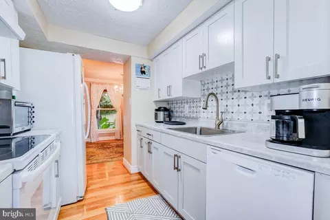 16135 Alexander Pl, Dumfries, VA 22025 photo 8