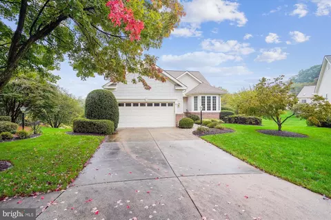 6711 Kimberwick Ct, Gainesville, VA 20155 photo 2