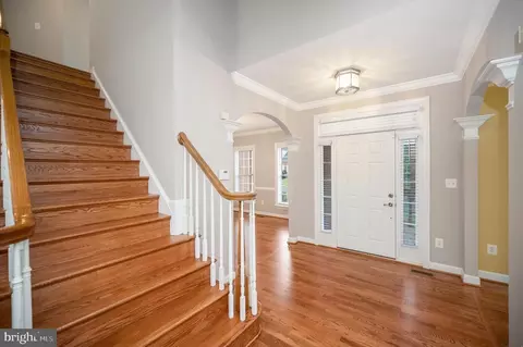 3632 Stonewall Manor Dr, Triangle, VA 22172 photo 8