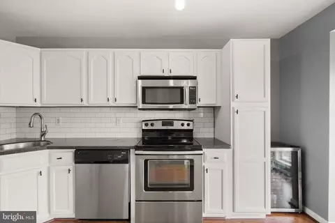 8496 Tackhouse Loop, Gainesville, VA 20155 photo 6
