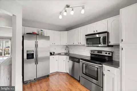 8496 Tackhouse Loop, Gainesville, VA 20155 photo 5