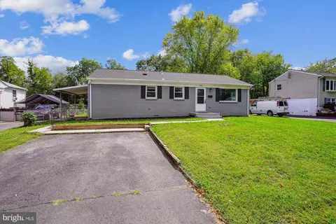 9421 Victoria St, Manassas, VA 20110