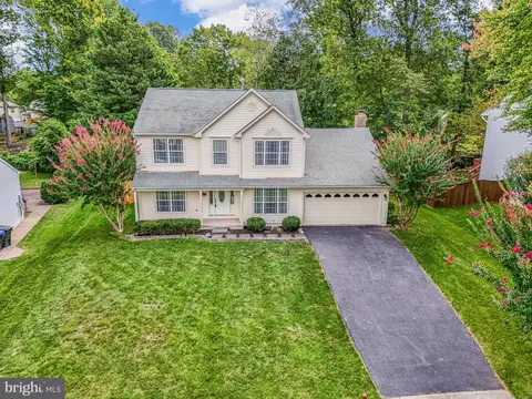 14687 Stratford Dr, Woodbridge, VA 22193