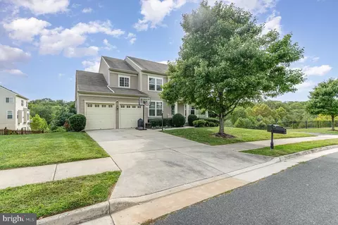 15453 Papillon Pl, Woodbridge, VA 22193