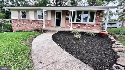 10017 Copeland Dr, Manassas, VA 20109