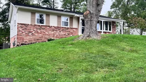 Exterior - 10017 Copeland Dr, Manassas, VA 20109 photo 2 of 7