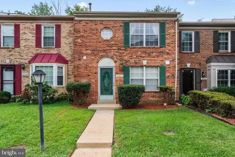 4711 S Park Ct, Woodbridge, VA 22193