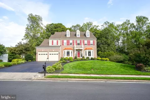4219 Summer Ridge Ct, Woodbridge, VA 22192