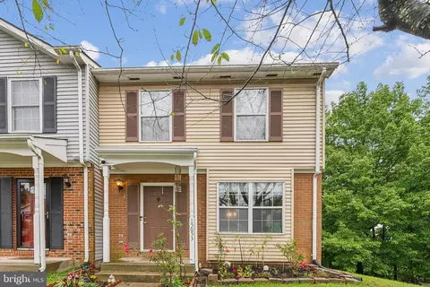 15053 Catalpa Ct, Woodbridge, VA 22193