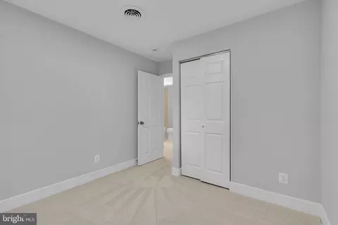Bedroom - 1301 E St, Woodbridge, VA 22191 photo 2 of 7