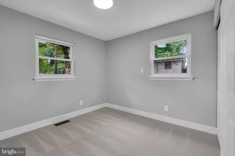 Bedroom - 1301 E St, Woodbridge, VA 22191 photo 5 of 7