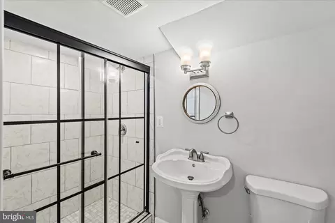 1707 Sharp Dr, Woodbridge, VA 22191 photo 23