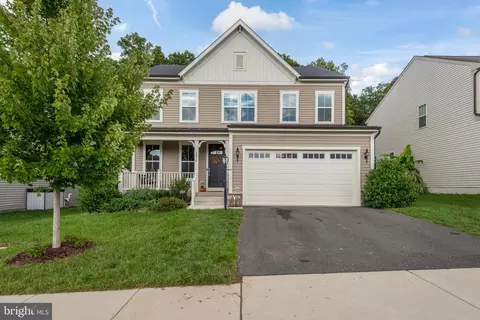 8054 Skystone Loop, Manassas Park, VA 20111