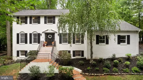 7630 Sawmill Ct, Manassas, VA 20111