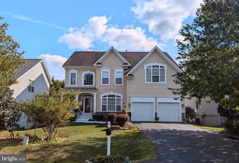 14855 Cartagena Dr, Gainesville, VA 20155