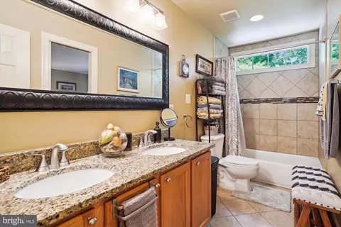 6410 Lindera Ct, Manassas, VA 20112 photo 36