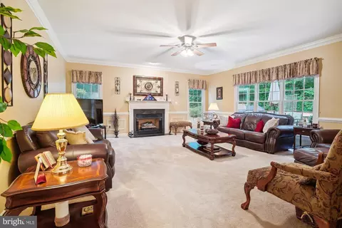 6410 Lindera Ct, Manassas, VA 20112 photo 17