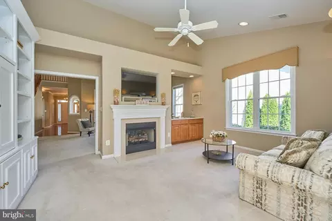 6903 Broadleaf Ter, Gainesville, VA 20155 photo 17