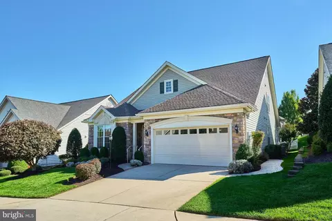6903 Broadleaf Ter, Gainesville, VA 20155 photo 2