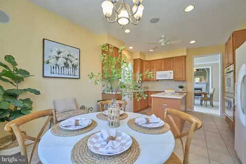 6903 Broadleaf Ter, Gainesville, VA 20155 photo 9