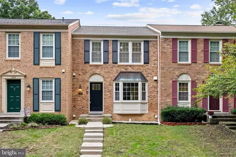 12802 Lockleven Ln, Woodbridge, VA 22192