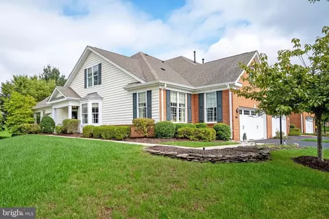 4871 Palmers Ridge Ct, Haymarket, VA 20169
