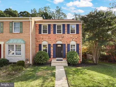 12231 Cinnamon St, Woodbridge, VA 22192