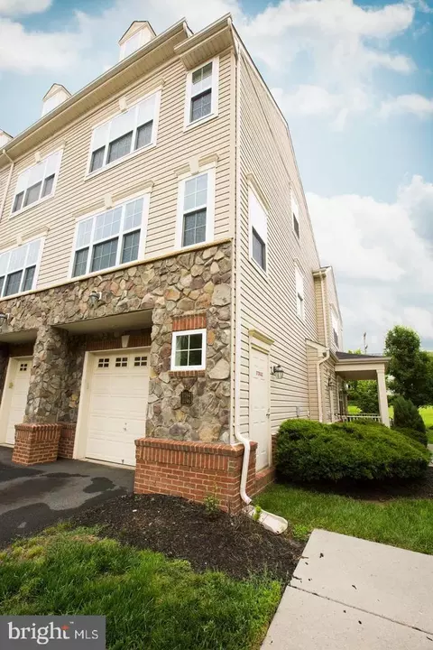 11194 Wortham Crest Cir, Manassas, VA 20109