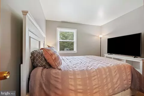 8024 Oak St, Manassas, VA 20111 photo 23