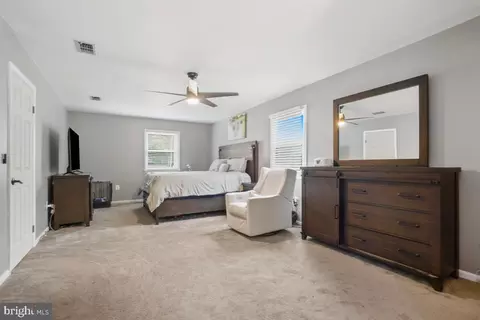 8024 Oak St, Manassas, VA 20111 photo 18