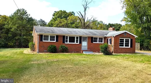 8610 Linton Hall Rd, Bristow, VA 20136