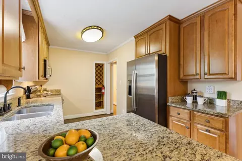 3146 Lookout Point Ct, Triangle, VA 22172 photo 18