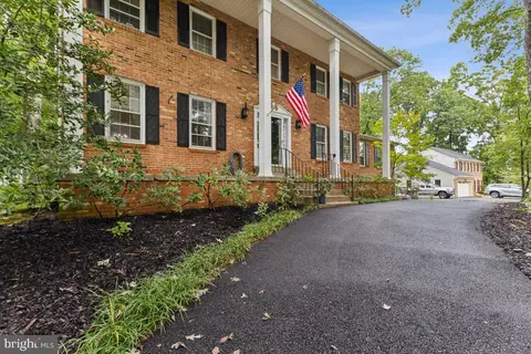 3146 Lookout Point Ct, Triangle, VA 22172 photo 4