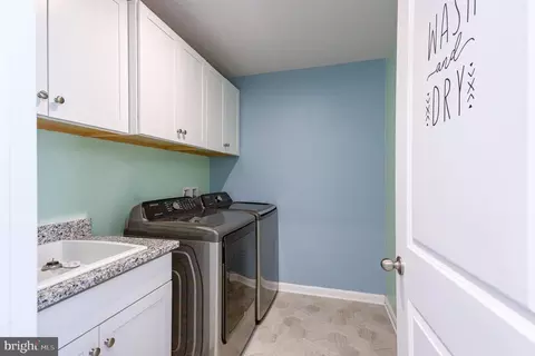 18236 Summit Pointe Dr, Triangle, VA 22172 photo 20
