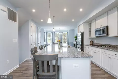 18236 Summit Pointe Dr, Triangle, VA 22172 photo 15