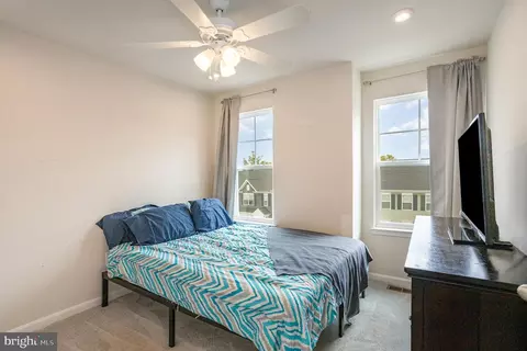 18236 Summit Pointe Dr, Triangle, VA 22172 photo 27