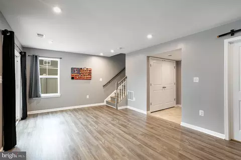 18236 Summit Pointe Dr, Triangle, VA 22172 photo 6