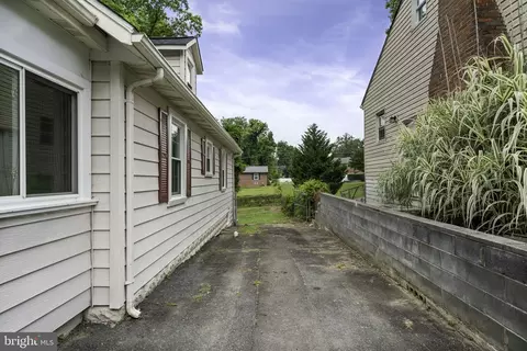 19316 Weaver Rd, Triangle, VA 22172 photo 7