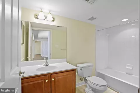 Bath - 13085 Ormond Dr, Bristow, VA 20136 photo 3 of 3