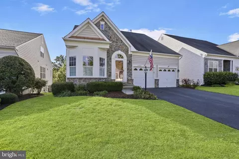 Exterior - 13085 Ormond Dr, Bristow, VA 20136 photo 5 of 5