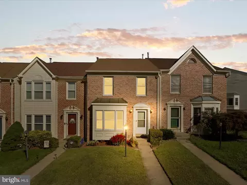 2756 Winston Ct, Woodbridge, VA 22191