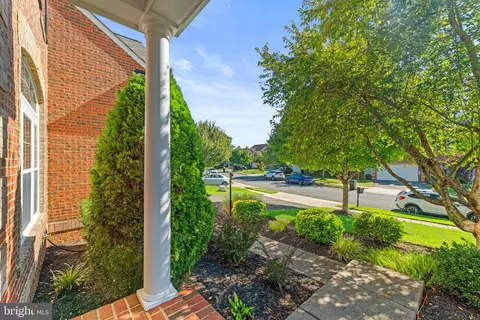 Exterior - 5513 Victory Loop, Manassas, VA 20112 photo 4 of 9