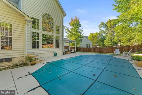 Exterior - 5513 Victory Loop, Manassas, VA 20112 photo 7 of 9
