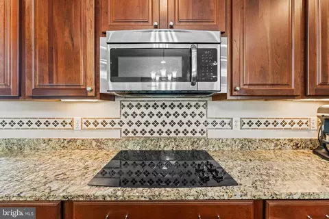 Kitchen - 5513 Victory Loop, Manassas, VA 20112 photo 8 of 8