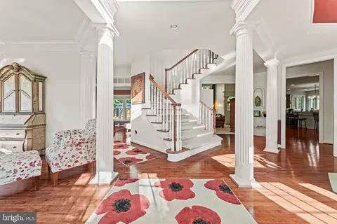 Entry Way - 5513 Victory Loop, Manassas, VA 20112 photo 2 of 8