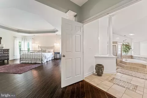 Entry Way - 5513 Victory Loop, Manassas, VA 20112 photo 6 of 8